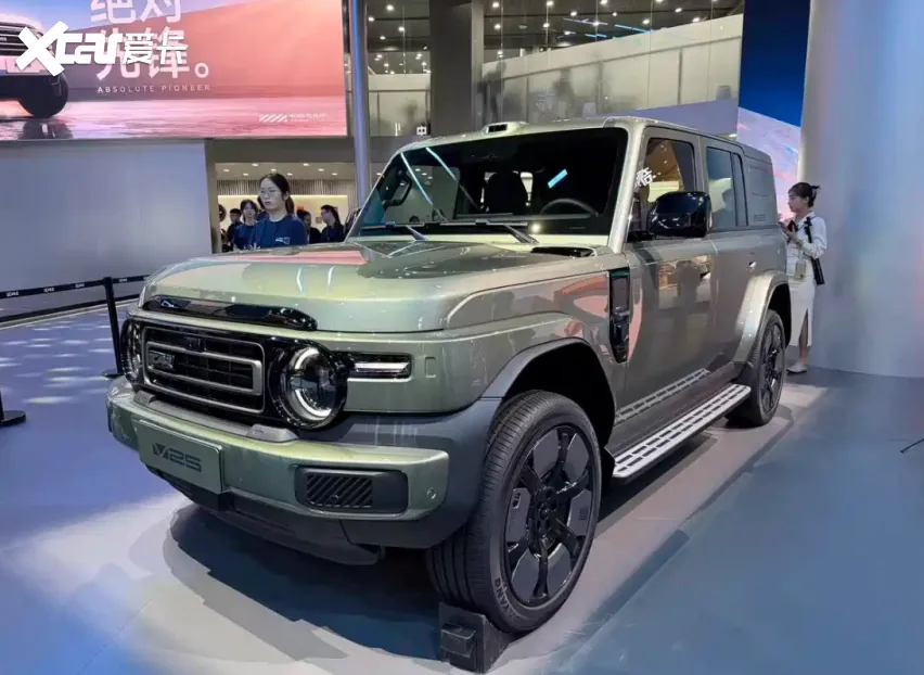 动力形式的分层同样清晰。深蓝G318与长城H10均采用插电混动路线，主打城市通勤低能耗与中短途越野能力的平衡。其中长城H10搭载1.5T发动机加双电机组成的Hi4混动系统，系统综合最大功率440kW，…