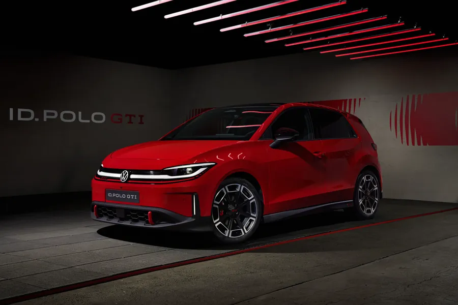 红色大众ID. Polo GTI汽车