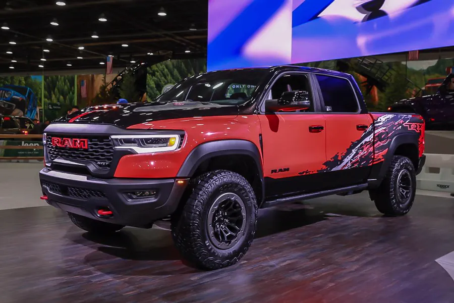 Ram TRX SRT皮卡展车