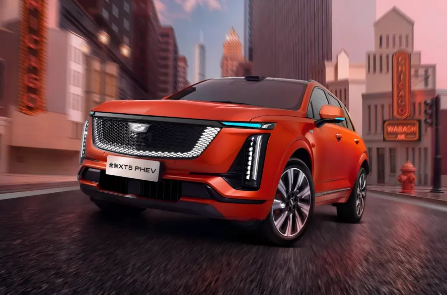 橙色凯迪拉克XT5 PHEV