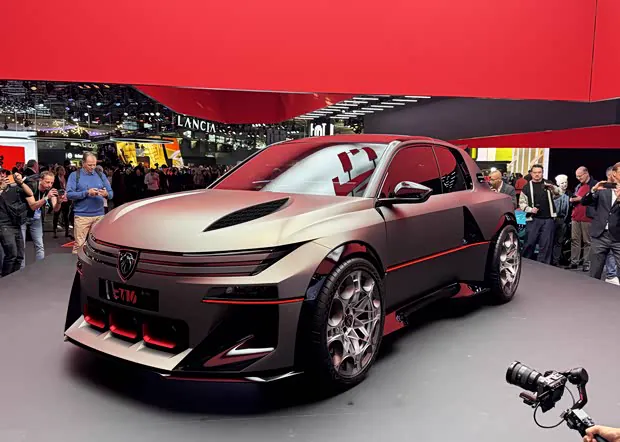 车展实拍标致E-T16概念车