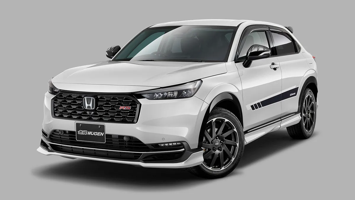 白色本田Vezel RS改装官