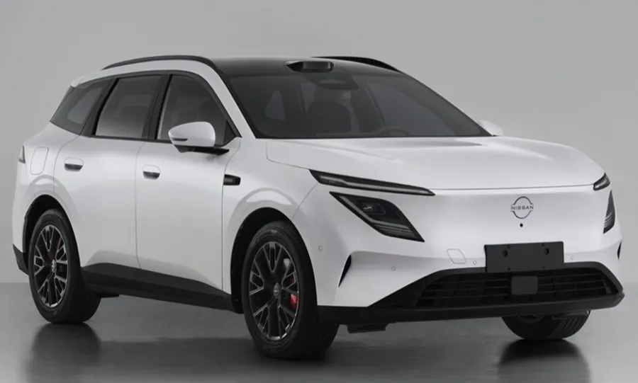 白色日产中型SUV