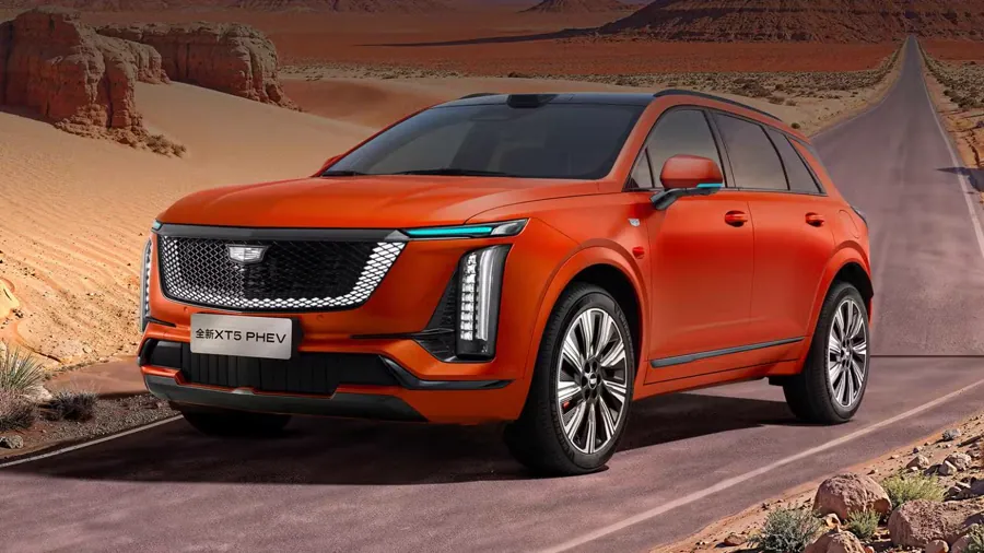 橙色凯迪拉克XT5 PHEV