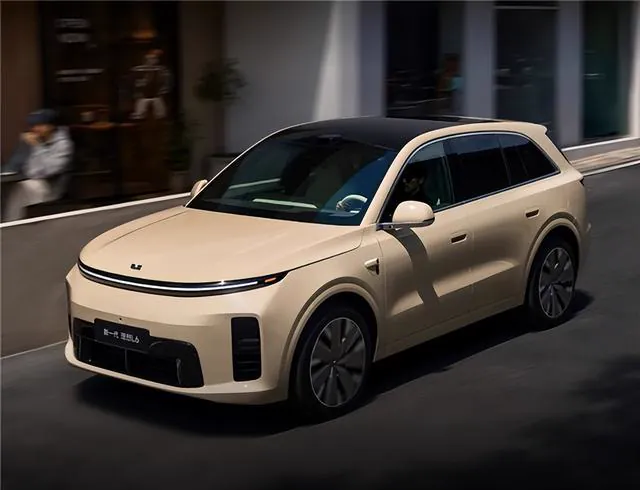 新款理想L6正式上市 售24.98万 纯电续航300km